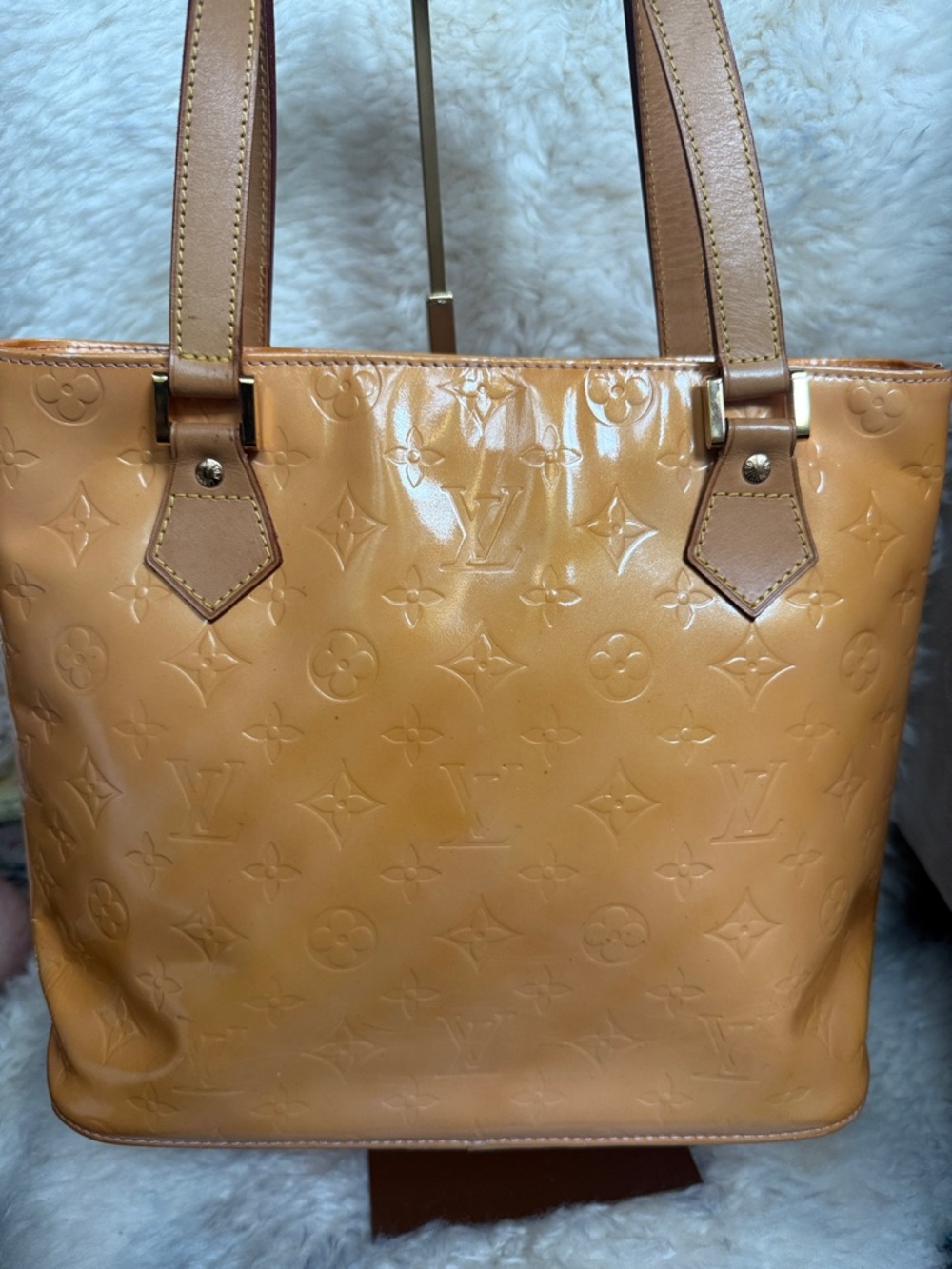 Louis Vuitton Vernis Caramel Monogram Tote